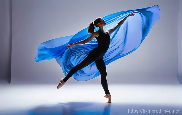 미디어 프로듀서와 타 직무의 협업 사례 - **Vibrant French Market Culinary Storyteller:** A female culinary influencer, aged 28, with a warm s...